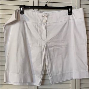 *NWT* Sensational White Shorts